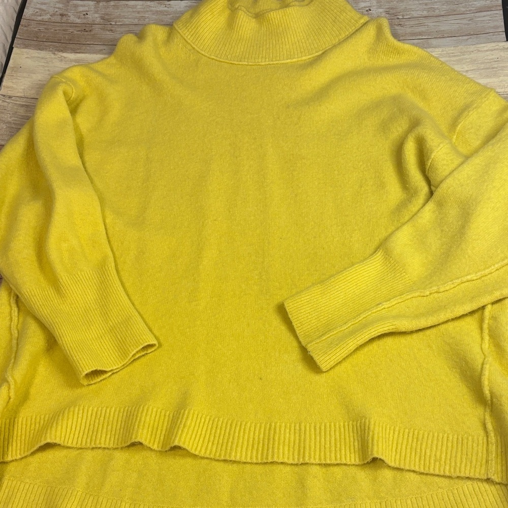 Free People Bright Yellow Limelight Afterglow oversized Mock Sweater L